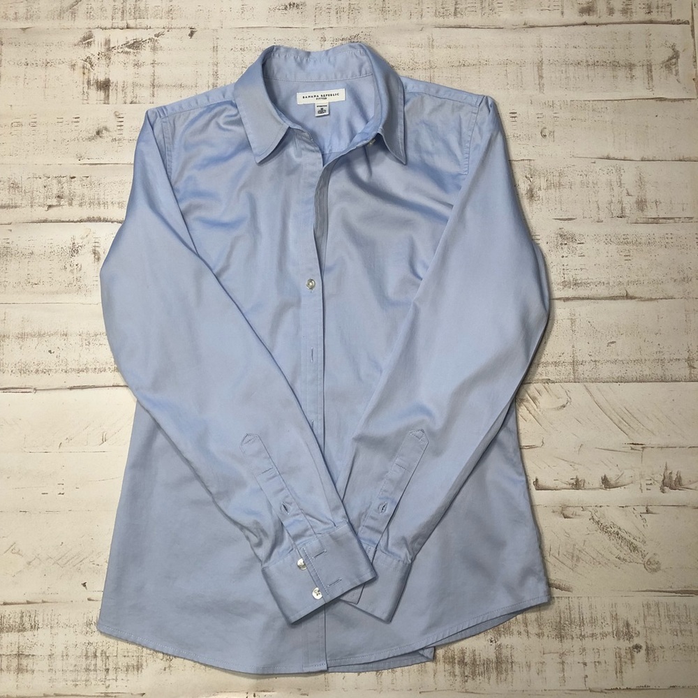 Banana Republic Women’s Dress Shirt